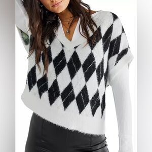 Free People Through the Motions Short Sleeve Sweater Vest Small